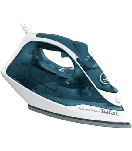 Black+Decker Steam Iron – 2200W